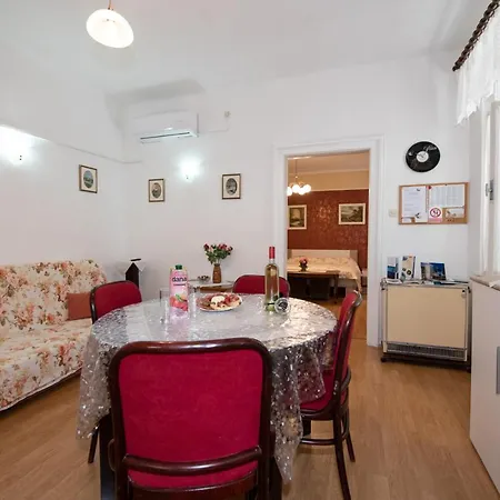 Apartment Apartman Paun *