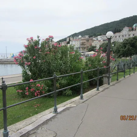 Apartman Paun Apartment *